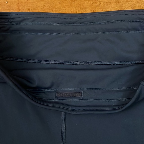 🍋 Lululemon Navy Yoga Pants Size 10 - Picture 5 of 5